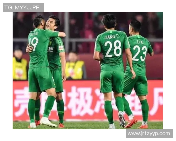 南京足球队强势领跑城市联赛积分榜以52分稳居第一